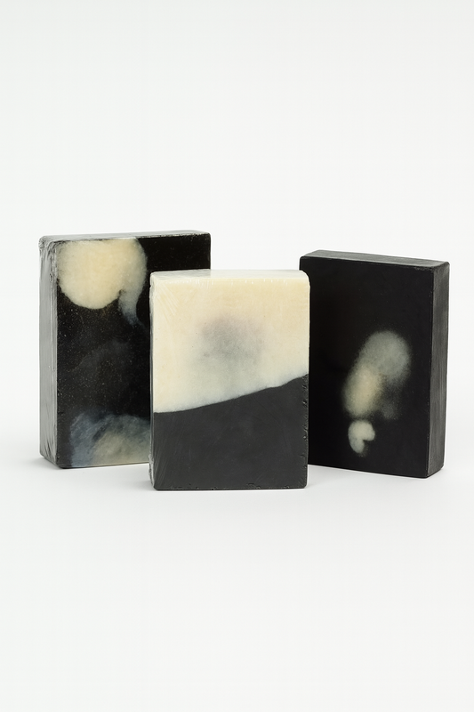 Jabón de carbón activo